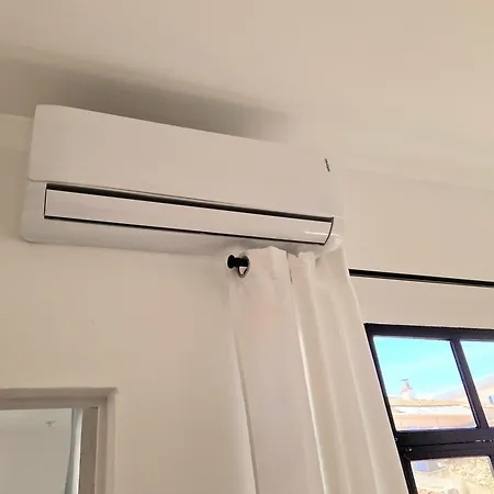 Casa Riviera - En Plein Coeur Du Vieil Antibes