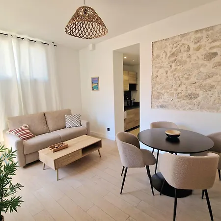 公寓 Casa Riviera - En Plein Coeur Du Vieil
