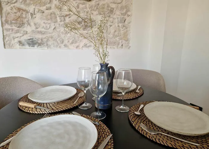 Casa Riviera - En Plein Coeur Du Vieil * Antibes