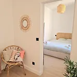 Casa Riviera - En Plein Coeur Du Vieil Antibes