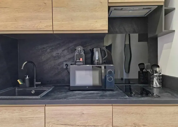 Casa Riviera - En Plein Coeur Du Vieil Apartman Antibes